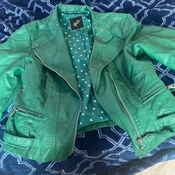 Green pleather jacket - Picture 2 of 3
